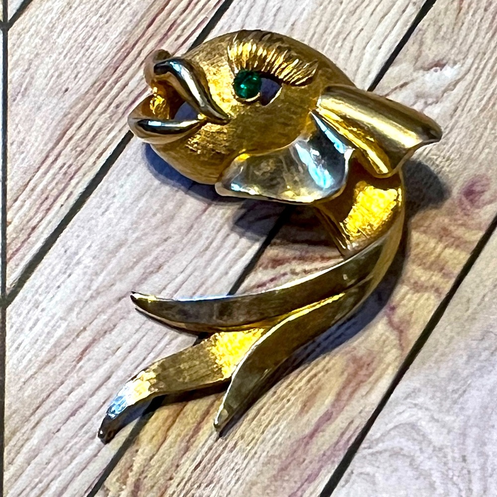 Fish Brooch